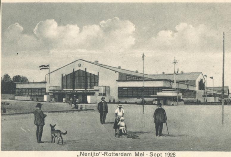 De hallen van het Nederlandsche Nijverheidstentoonstelling (Nenijto) van 26 mei - 15 september 1928.