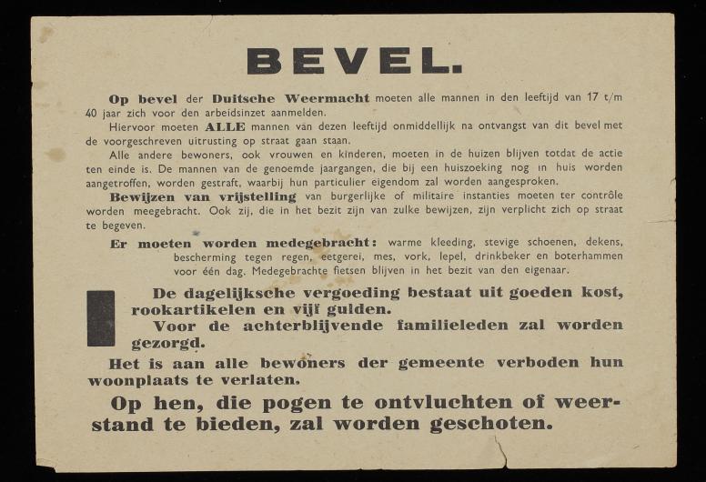 Het originele bevel van de razzia van Rotterdam en Schiedam, met de oproep voor mannen om zich te melden