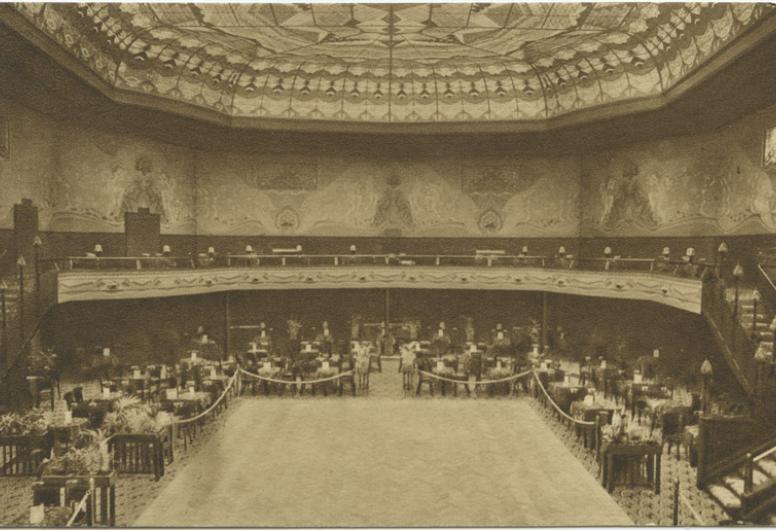  Het interieur van dancing Pschorr aan de Coolsingel, 1922. Collectie Goeree