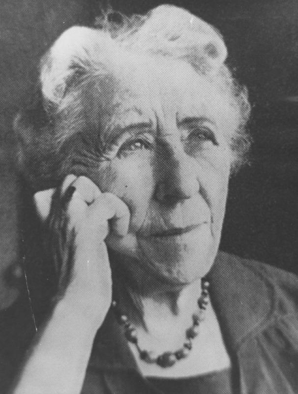 Portret van Frederika Meijboom (1871-1971), de eerste adjunct-directrice van het Bergwegziekenhuis. Collectie 4031, nr. P-021297-01