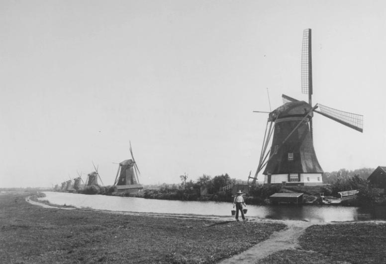 Watermolens aan de Boezem uit het noordwesten