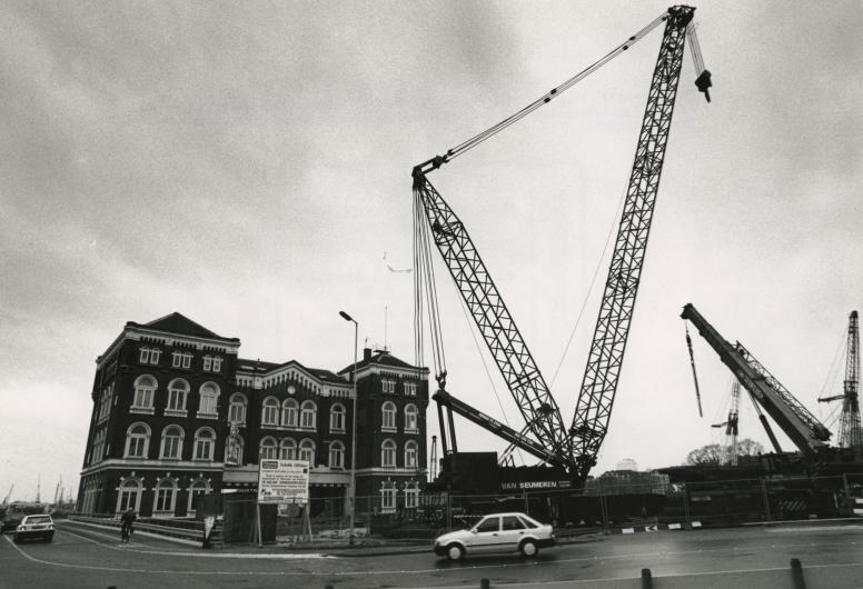 Werkzaamheden aan de Binnenhavenbrug. 1993. Collectie 4282, nummer 3072
