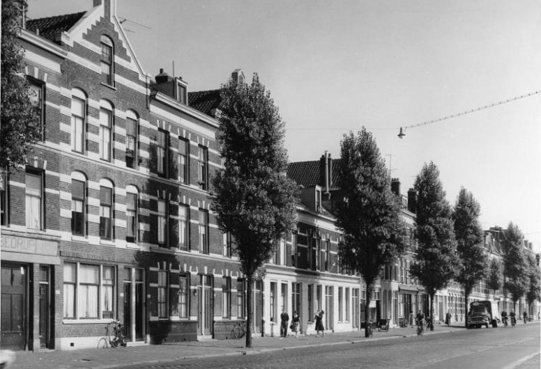 Rosestraat 1959. Fotograaf P.J. Visser