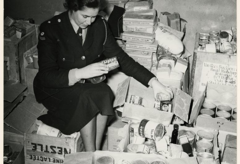 Collectie 4282, nummer 1977-3956. Fotograaf Johannes van Rhijn