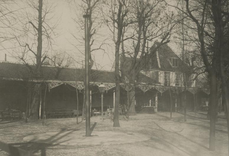 Theetuin de Melkkop langs de Westzeedijk