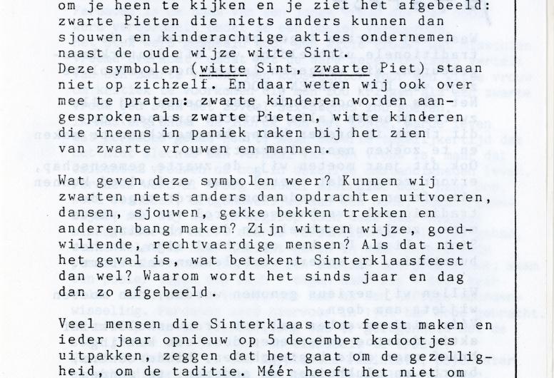 Nieuwsbrief uit 1985, wit met zwarte tekst agerend tegen Zwarte Piet