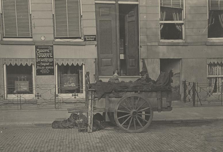 Atelier van H. Berssenbrugge aan het Bosje.