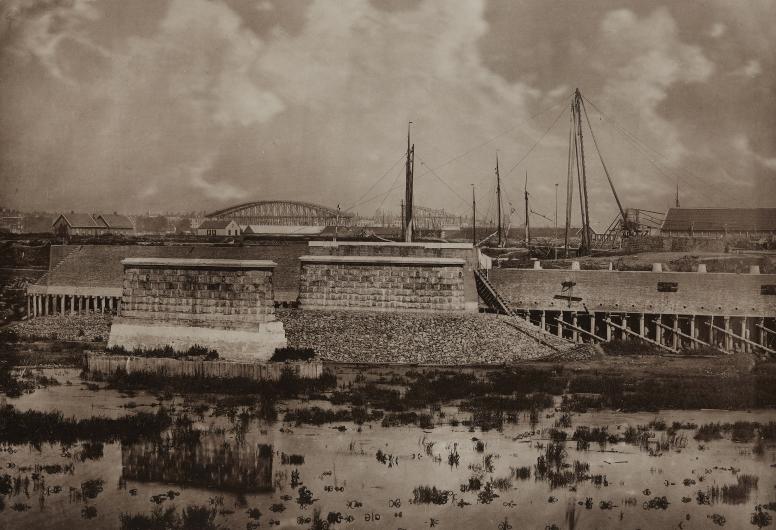 Bouw van de Spoorweghavenbrug en de Spoorbrug. 