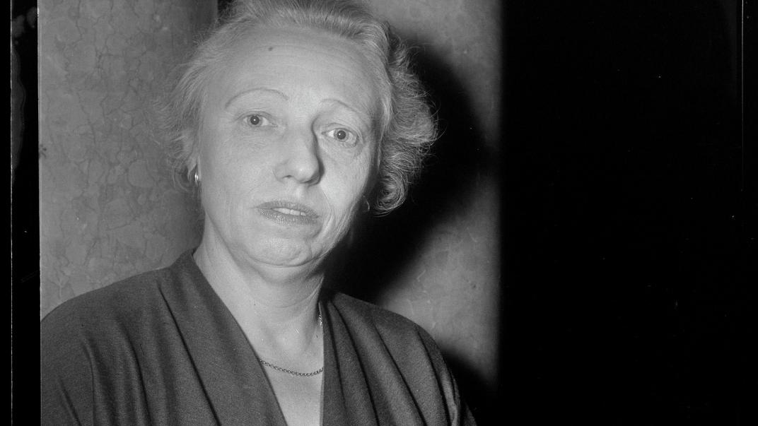 Nancy Zeelenberg in 1956, toen ze benoemd werd tot wethouder. Foto Cock Tholens, collectie 4147, nr. THO-1103