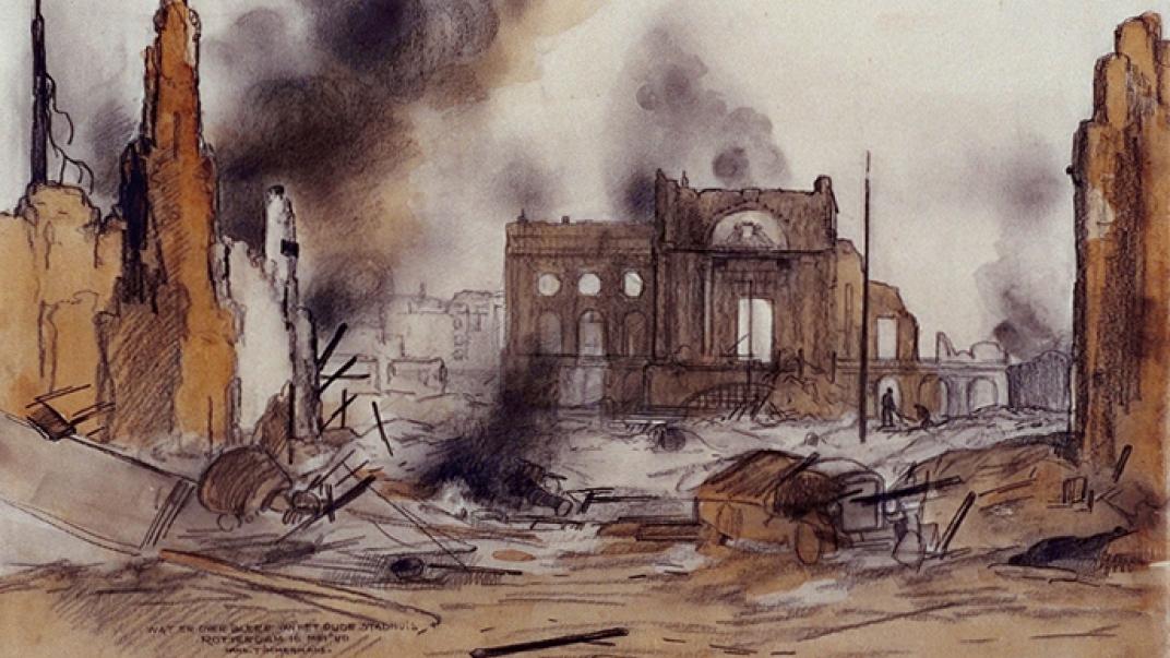  Wat er overbleef van het oude stadhuis, Rotterdam 16 mei '40