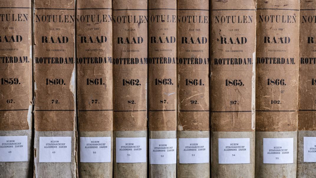De notulen van de gemeenteraad, eind 19e eeuw.
